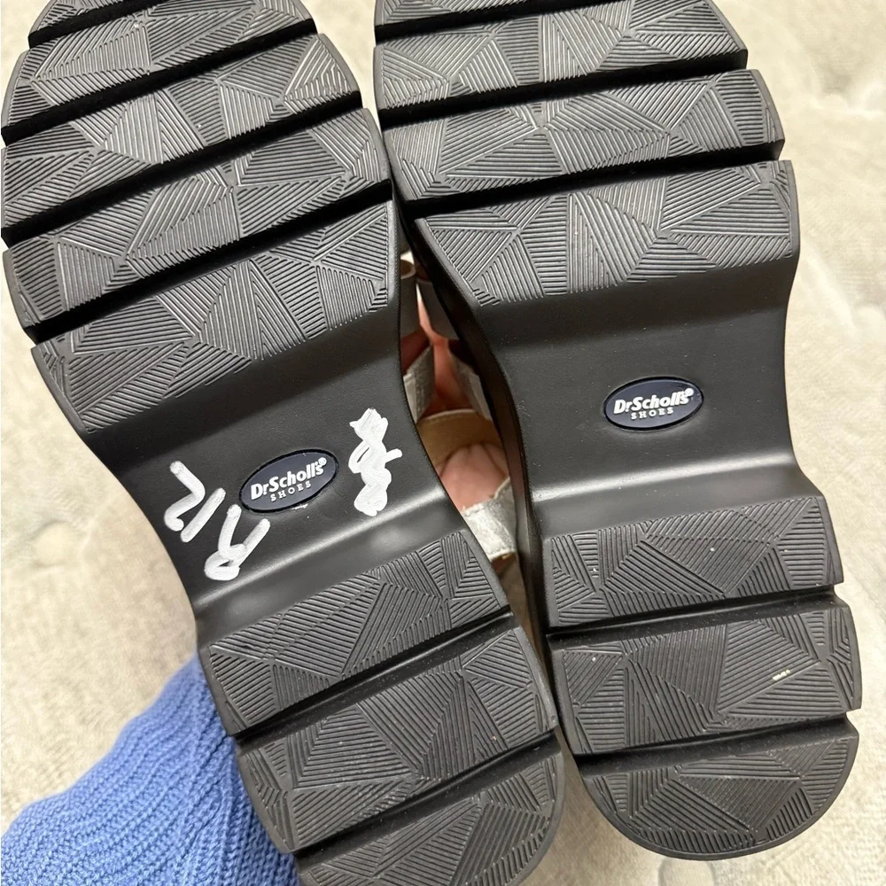 DR. SCHOLL’S Check It Out Platform Sandals Silver and Black Chunky Lug Sole Sz 8
